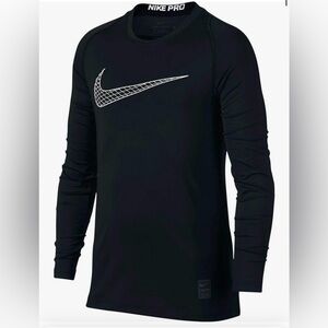 Nike fit pro dri-fit long sleeve. Boys large